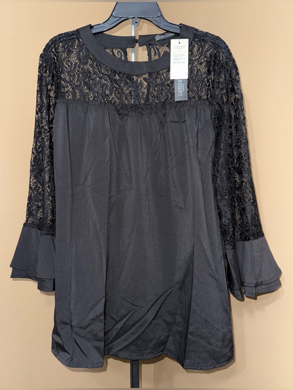 NWT ZANZEA Black Lace Yoke Bell Sleeve Blouse. Size XXXL.